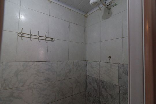 Banheiro de casa para alugar com 1 quarto, 50m² em Jardim Itapura, São Paulo