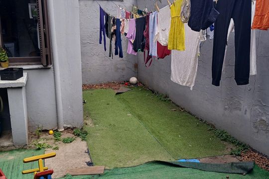 Área externa de casa de condomínio à venda com 4 quartos, 200m² em Cavalhada, Porto Alegre