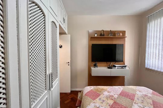 Quarto 1 de apartamento à venda com 3 quartos, 86m² em Copacabana, Rio de Janeiro