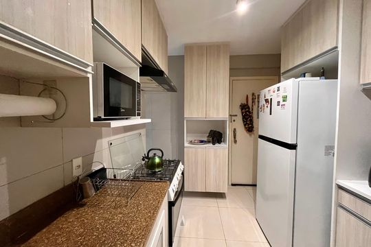 Cozinha de apartamento à venda com 3 quartos, 86m² em Copacabana, Rio de Janeiro
