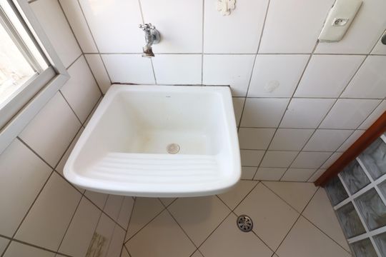 Área de Serviço de apartamento para alugar com 2 quartos, 48m² em Paulicéia, São Bernardo do Campo