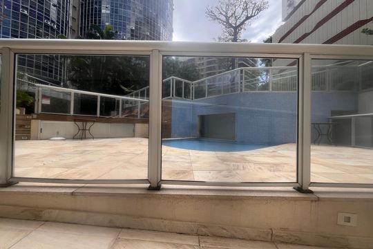 Área comum - Piscina de apartamento à venda com 3 quartos, 101m² em Copacabana, Rio de Janeiro