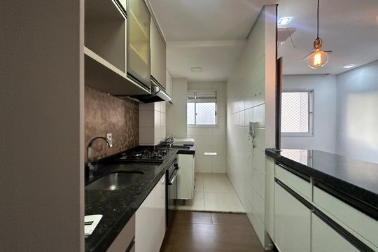 Cozinha de apartamento para alugar com 2 quartos, 53m² em Vila Sao Joao, Barueri