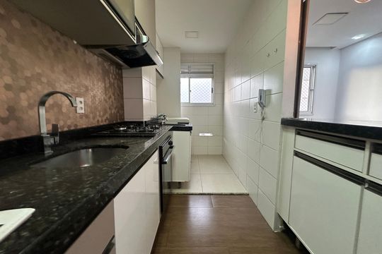 Cozinha de apartamento para alugar com 2 quartos, 53m² em Vila Sao Joao, Barueri