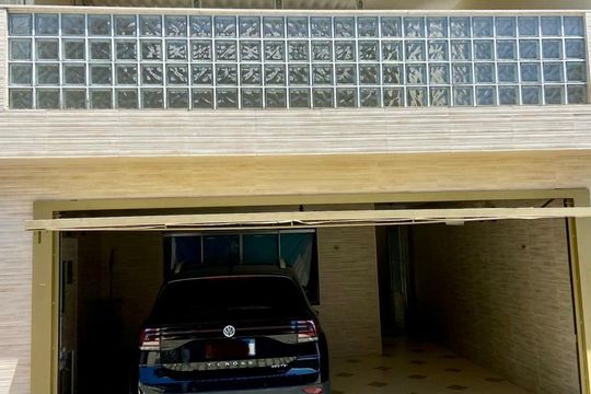 Fachada de casa para alugar com 3 quartos, 160m² em Vila Antonieta, São Paulo