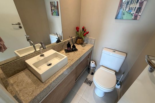 Lavabo de apartamento para alugar com 2 quartos, 74m² em Barra da Tijuca, Rio de Janeiro