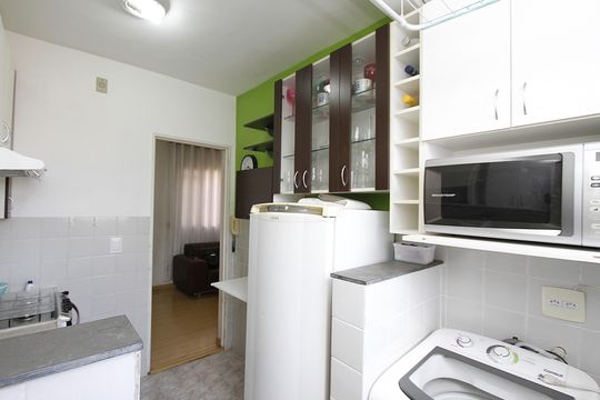 Cozinha de apartamento para alugar com 3 quartos, 57m² em Salgado Filho, Belo Horizonte