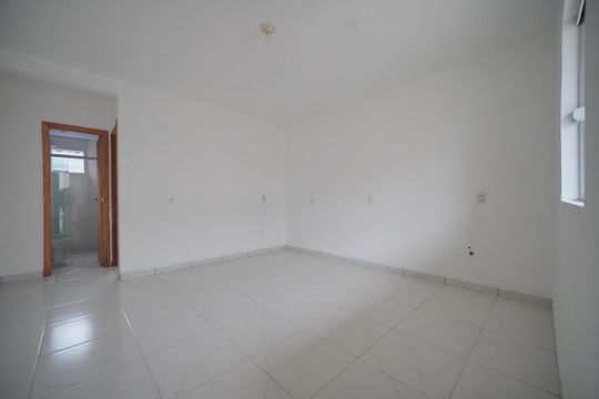 Apartamento para alugar com 1 quarto, 30m² em São Sebastiao, Palhoça