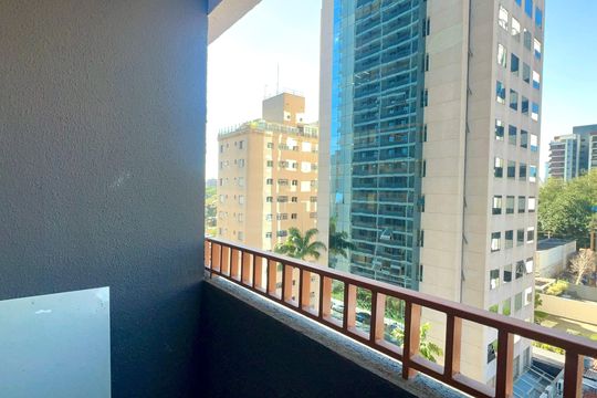 Varanda de kitnet/studio para alugar com 1 quarto, 26m² em Pinheiros, São Paulo