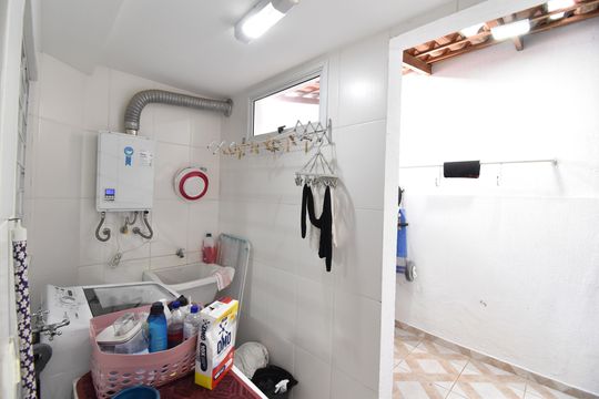 Área de Serviço de casa à venda com 4 quartos, 166m² em Pilarzinho, Curitiba