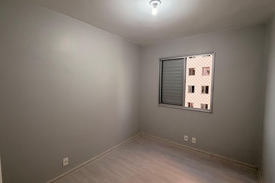 Quarto 1 de apartamento para alugar com 2 quartos, 45m² em Jardim Monte Serrat, Aparecida de Goiânia