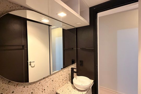 Banheiro de apartamento para alugar com 2 quartos, 45m² em Jardim Monte Serrat, Aparecida de Goiânia