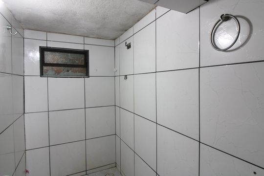 Banheiro de casa para alugar com 2 quartos, 40m² em Jardim Sao Jose (artur Alvim), São Paulo