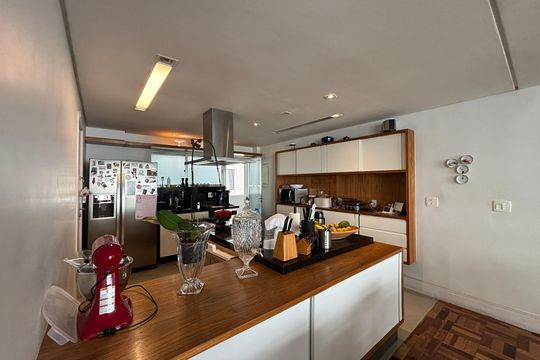 Cozinha de apartamento para alugar com 3 quartos, 165m² em Jardim Paulista, São Paulo