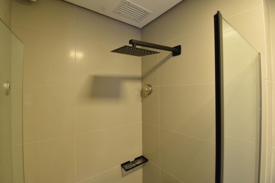 Banheiro do Studio de kitnet/studio à venda com 1 quarto, 13m² em Alto da Glória, Curitiba