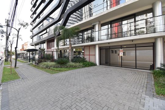 Fachado do condomínio de kitnet/studio à venda com 1 quarto, 13m² em Alto da Glória, Curitiba