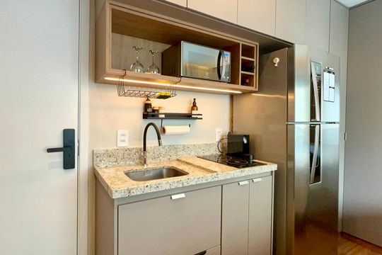 Cozinha de kitnet/studio à venda com 1 quarto, 27m² em Vila Madalena, São Paulo