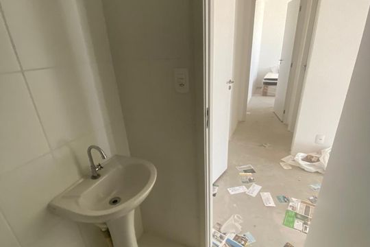 Banheiro de apartamento para alugar com 2 quartos, 45m² em Vila Santa Luzia, São Bernardo do Campo