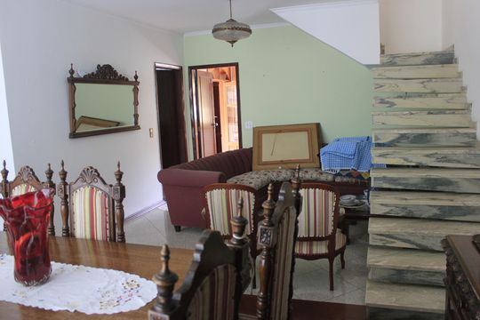 Sala de casa à venda com 3 quartos, 265m² em Vila Rosalia, Guarulhos