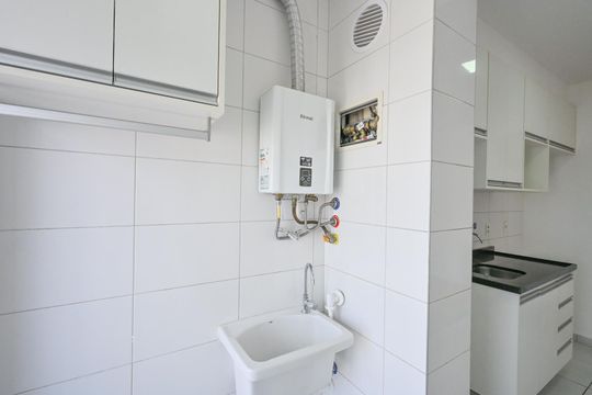 Área de Serviço de apartamento para alugar com 2 quartos, 56m² em Vila Andrade, São Paulo
