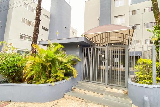 Fachada de apartamento à venda com 3 quartos, 100m² em Chácara Cruzeiro do Sul, São Paulo