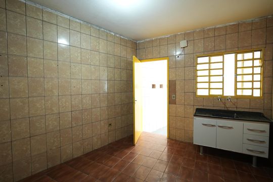 Cozinha de casa para alugar com 1 quarto, 30m² em Vila Palmares, Santo André