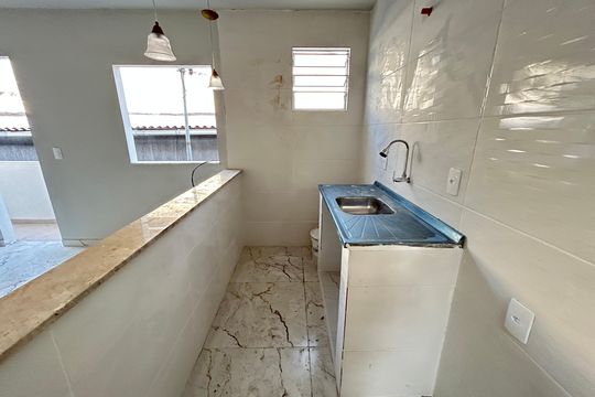 Cozinha de casa para alugar com 2 quartos, 60m² em Engenho de Dentro, Rio de Janeiro