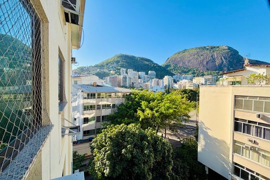 Apartamento à venda com 2 quartos, 56m² em Lagoa, Rio de Janeiro