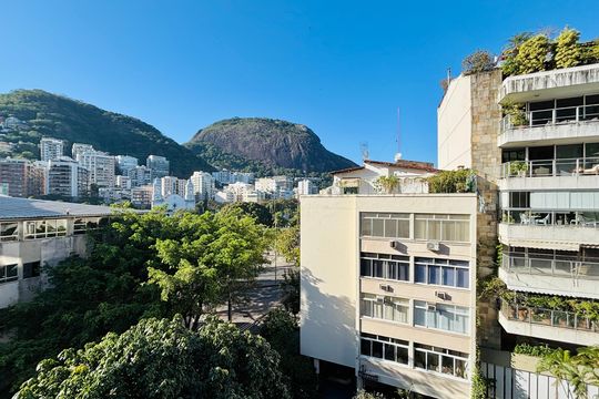 Apartamento à venda com 2 quartos, 56m² em Lagoa, Rio de Janeiro