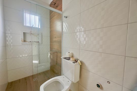 Banheiro 2 de casa para alugar com 2 quartos, 130m² em Vila Rachid, Guarulhos