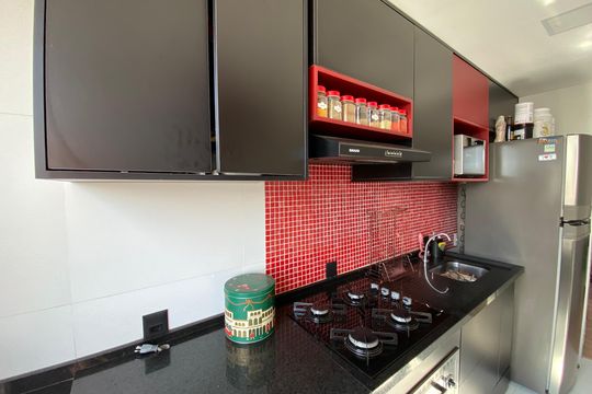 Cozinha de apartamento para alugar com 2 quartos, 45m² em Parque Ipe, São Paulo