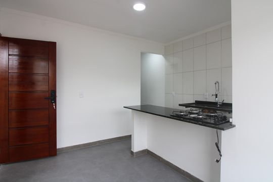 Apartamento para alugar com 2 quartos, 55m² em Jardim Verônia, São Paulo