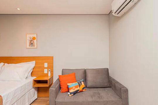 Sala/Quarto de apartamento à venda com 1 quarto, 30m² em Vila Nova Conceição, São Paulo