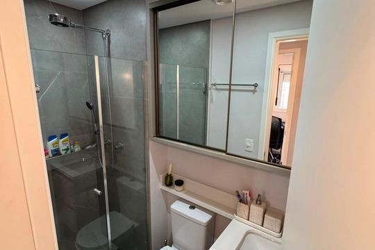Banheiro de apartamento à venda com 2 quartos, 45m² em Vila Andrade, São Paulo