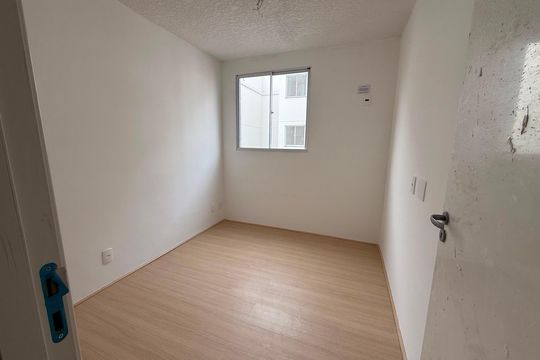 Quarto de apartamento à venda com 2 quartos, 50m² em Taquara, Rio de Janeiro