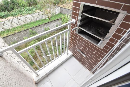 Sacada com churrasqueira de apartamento para alugar com 2 quartos, 50m² em Parque da Fonte, São José dos Pinhais