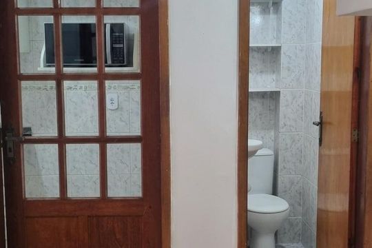 Banheiro de casa de condomínio à venda com 2 quartos, 65m² em Colégio, Rio de Janeiro