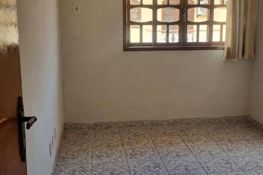 Quarto de casa de condomínio à venda com 2 quartos, 65m² em Colégio, Rio de Janeiro