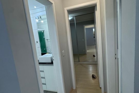 Corredor de apartamento para alugar com 2 quartos, 47m² em Sítio do Mandaqui, São Paulo