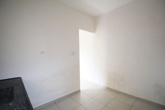Cozinha  de casa para alugar com 1 quarto, 55m² em Jardim das Palmas, São Paulo