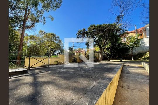 Área comum de apartamento para alugar com 2 quartos, 60m² em Jardim Ester, São Paulo