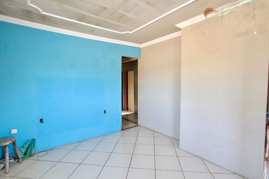 Casa à venda com 3 quartos, 672m² em Tropical, Contagem