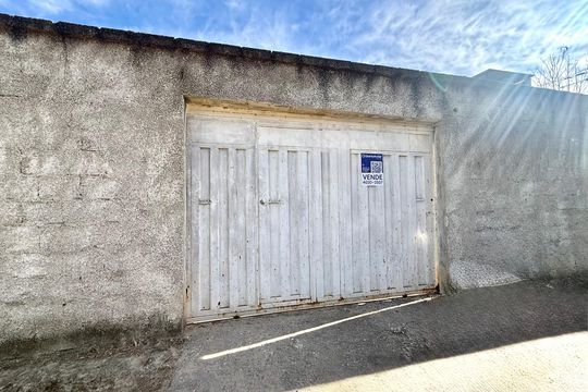 Fachada de casa à venda com 3 quartos, 672m² em Tropical, Contagem