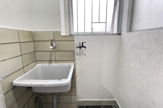 Área de Serviço de kitnet/studio para alugar com 1 quarto, 22m² em Jaguaré, São Paulo
