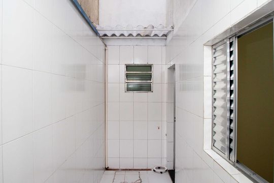 Área de Serviço de casa para alugar com 1 quarto, 60m² em Piraporinha, Diadema