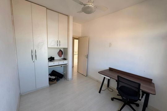 Quarto de apartamento para alugar com 3 quartos, 89m² em Santa Tereza, Belo Horizonte