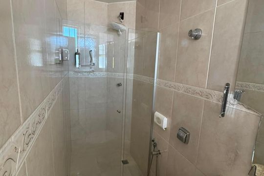Banheiro de apartamento para alugar com 3 quartos, 89m² em Santa Tereza, Belo Horizonte