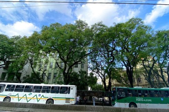 Vista de apartamento para alugar com 1 quarto, 27m² em Farroupilha, Porto Alegre