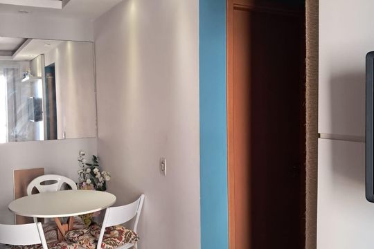 Sala de apartamento à venda com 2 quartos, 45m² em Irajá, Rio de Janeiro