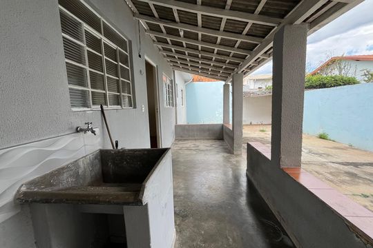 Varanda de casa para alugar com 1 quarto, 55m² em Vila Mimosa, Campinas